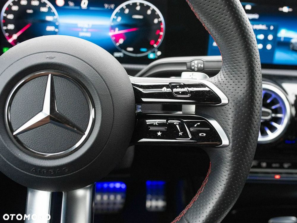 Mercedes-Benz CLA 200 mHEV AMG Line 7G-DCT - 15