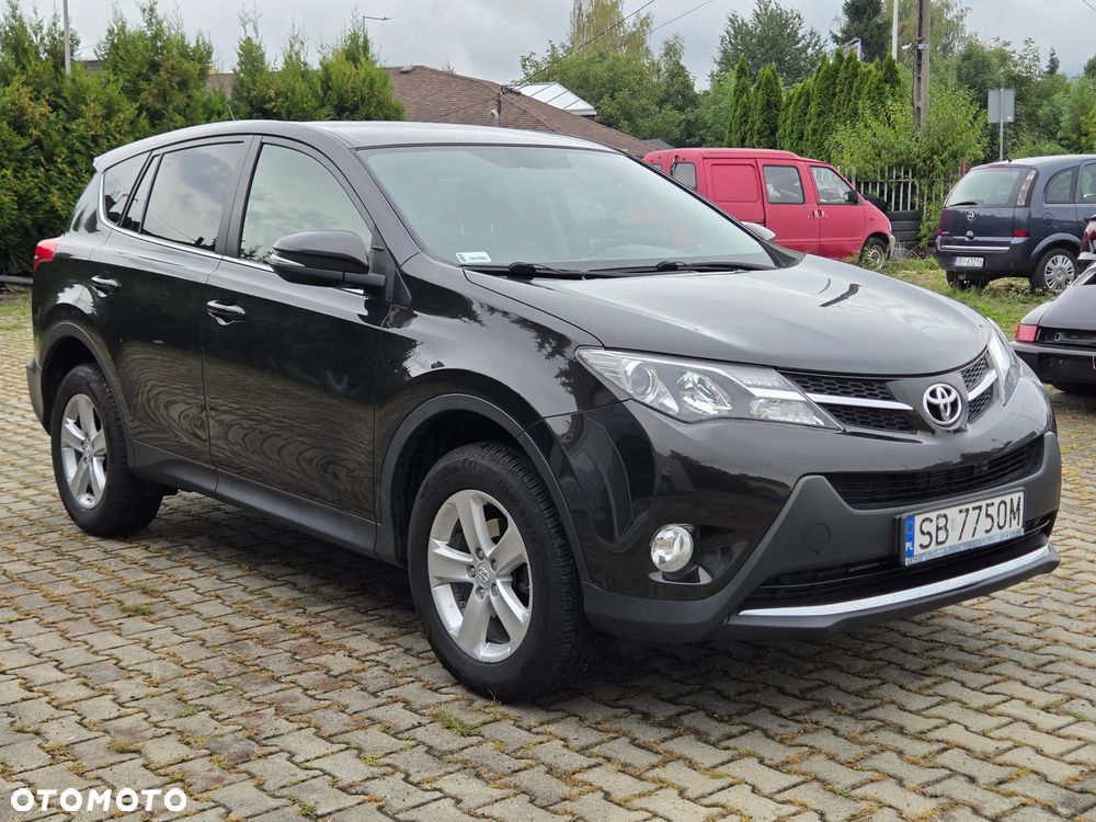 Toyota RAV4 2.0 D-4D Premium - 9