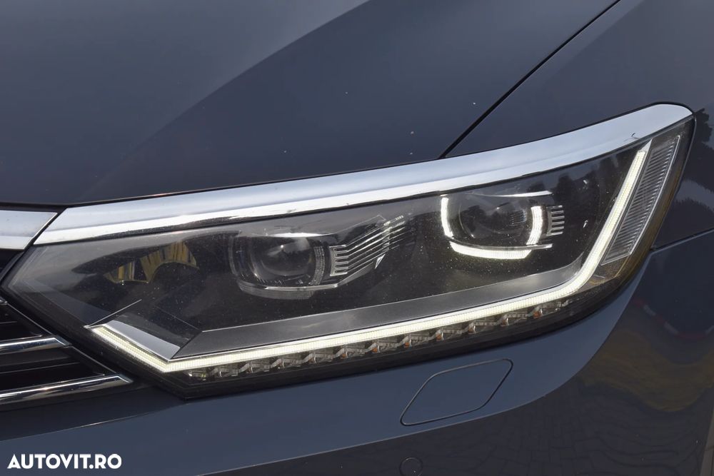 Volkswagen Passat 2.0 TDI DSG (BlueMotion Technology) Highline - 17