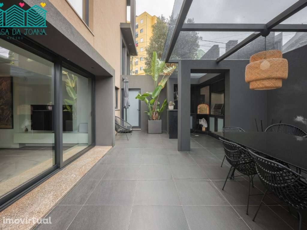 Moradia T4 com Piscina em Azurva - Grande imagem: 5/60