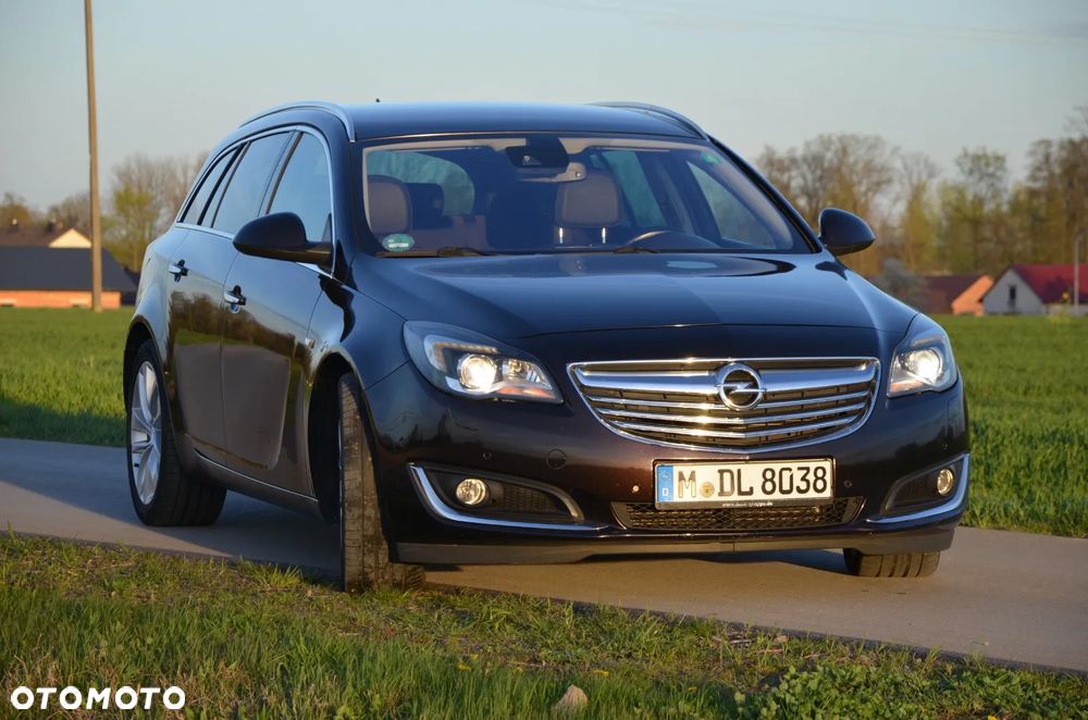 Opel Insignia 2.0 CDTI Cosmo S&S - 25