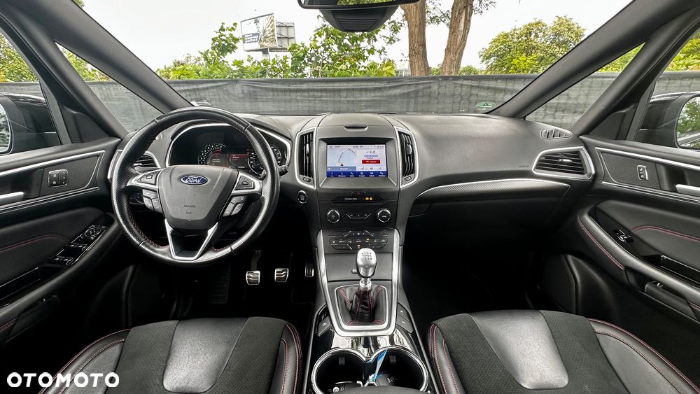 Ford S-Max - 20