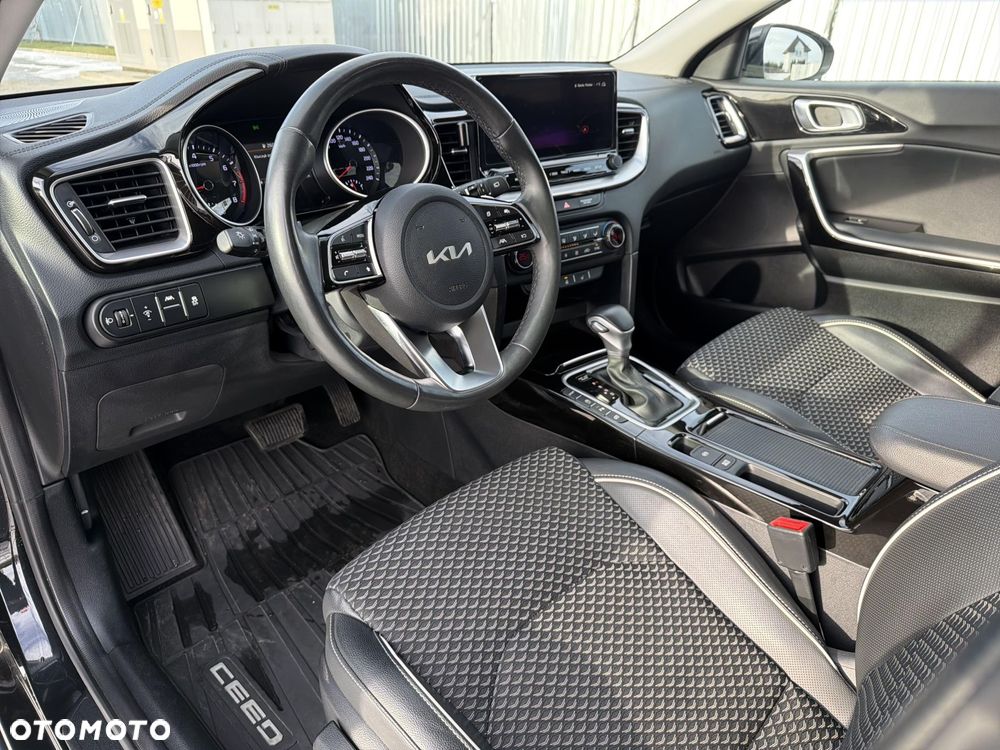 Kia Ceed 1.5 T-GDI Tribute DCT - 10