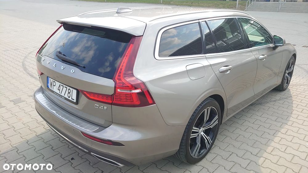 Volvo V60 D4 Inscription - 3