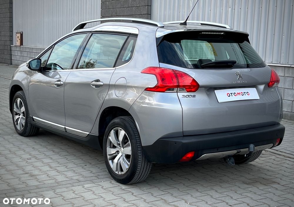 Peugeot 2008 1.6 e-HDi Allure S&S - 3