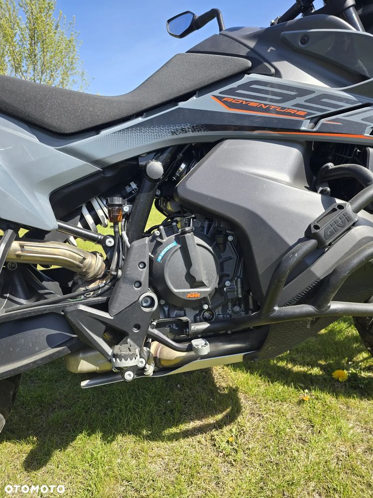 KTM Adventure - 6