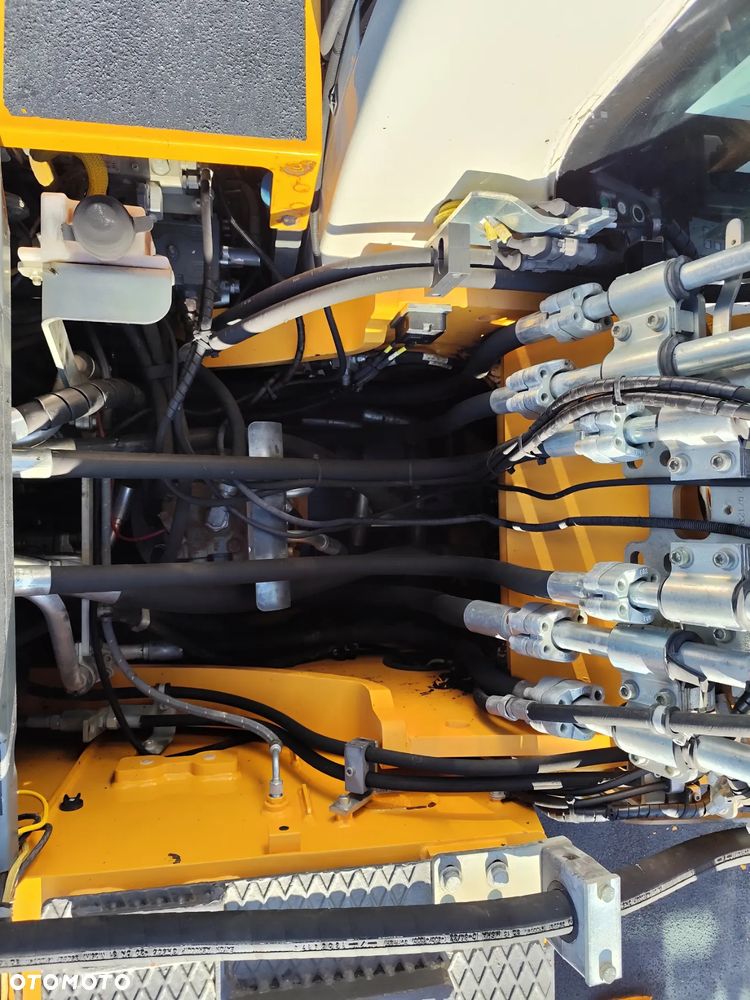 Liebherr R 926 LC Litronic - 19