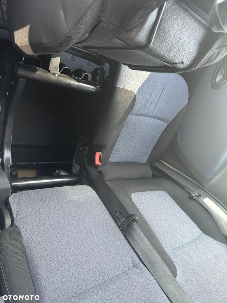 Opel Vivaro - 18
