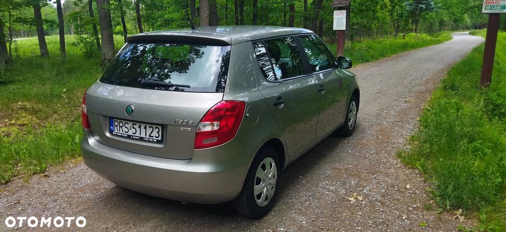 Skoda Fabia 1.4 16V Active - 25