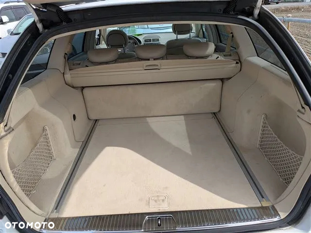 Mercedes-Benz Klasa E 320 4-Matic T Avantgarde - 10