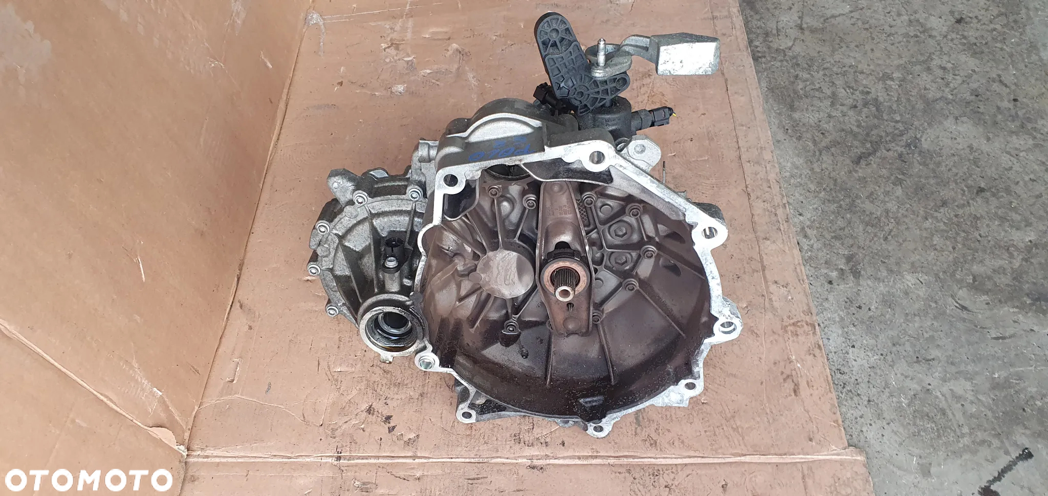 Skrzynia biegów manualna 5-KA 5 biegów VW Polo V 6R 1.0 QAD - 2