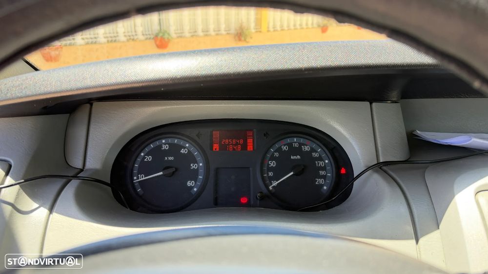 Renault Trafic 2.0 dCi 115 - 3