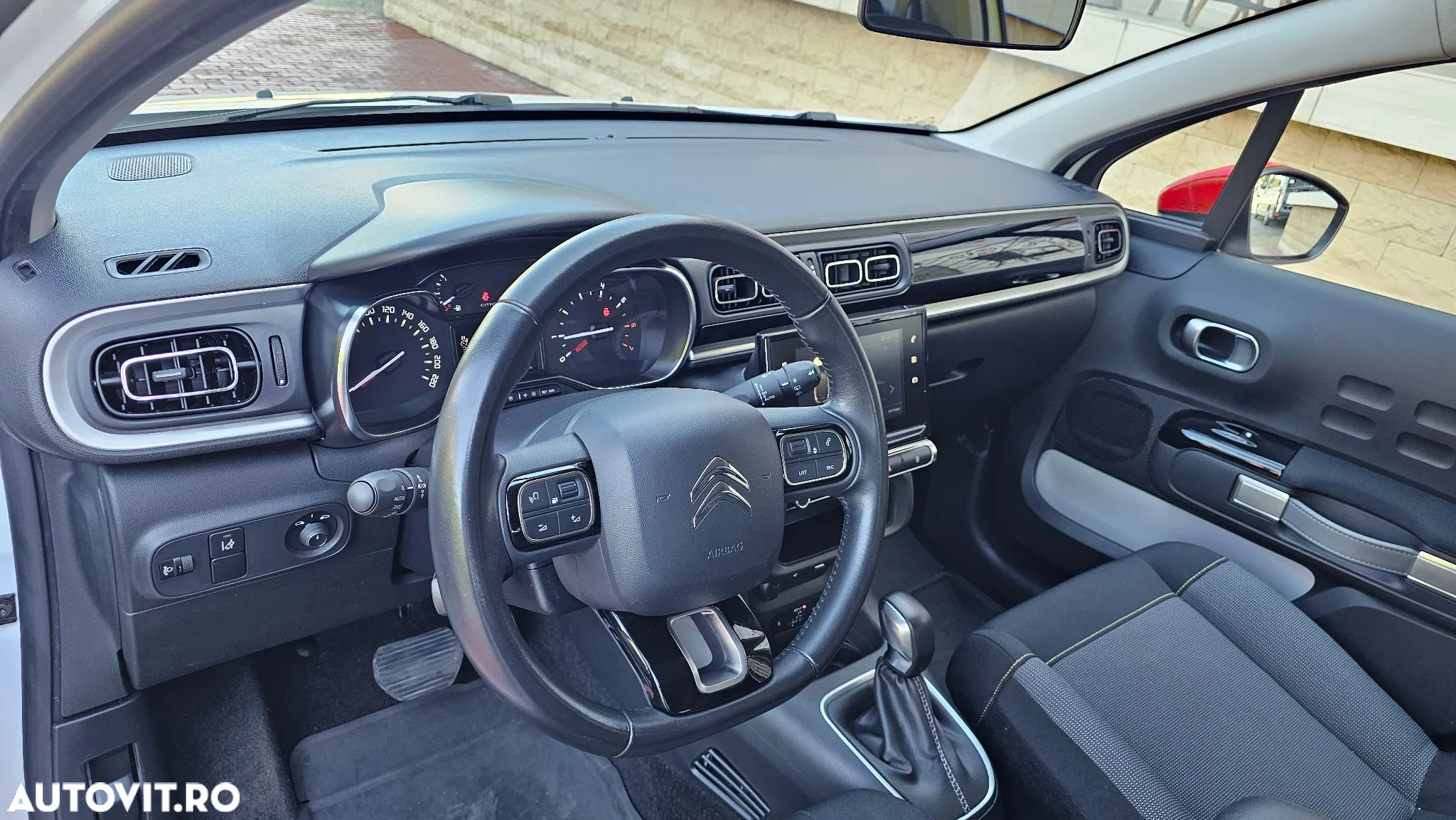 Citroën C3 1.2 PureTech S&S EAT Feel - 17