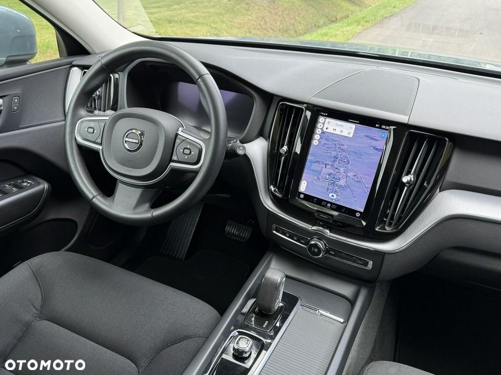 Volvo XC 60 B4 D Geartronic Momentum Pro - 9