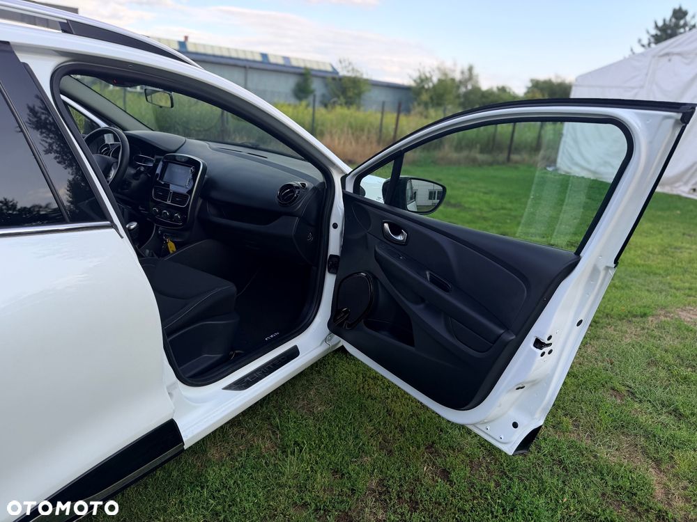 Renault Clio - 16