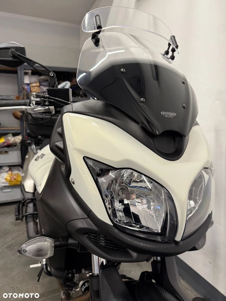 Suzuki V-STROM - 35