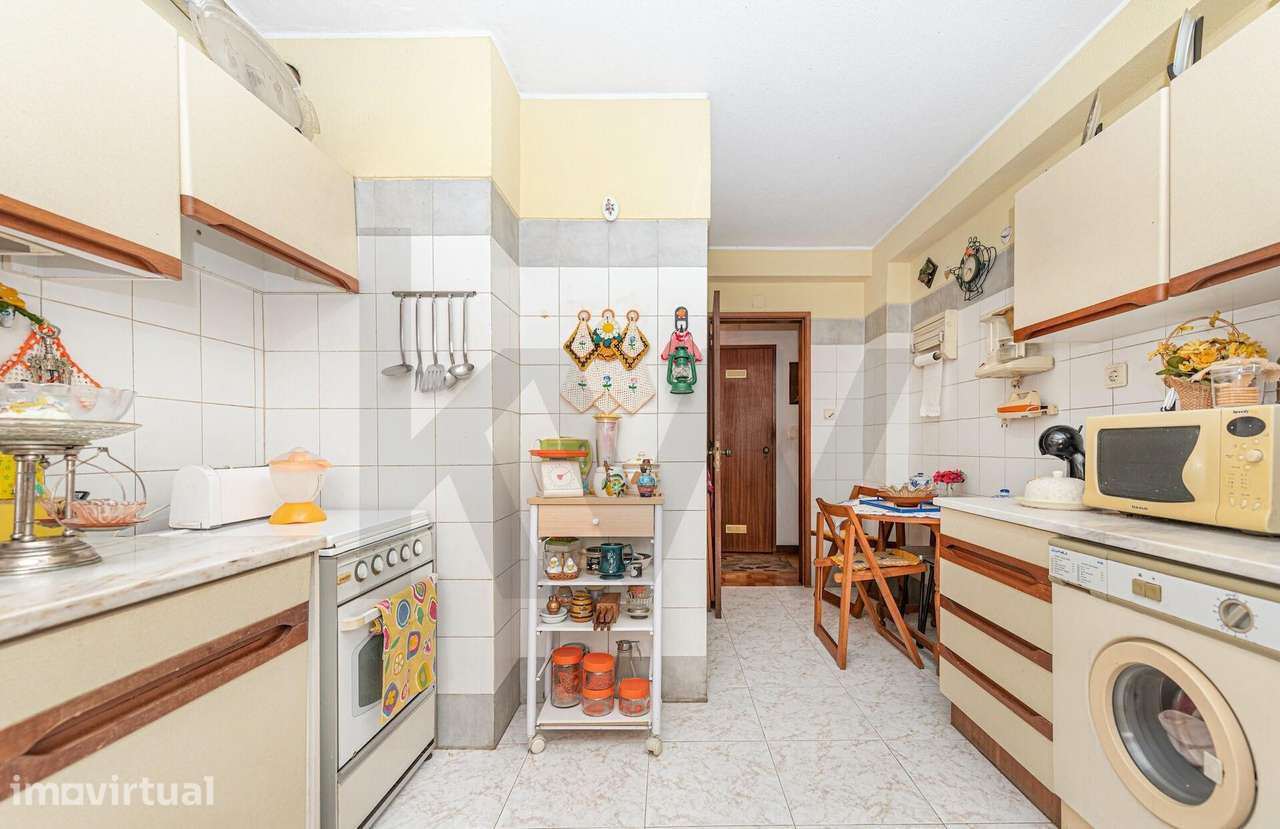 T2 OLIVAIS - VENDA COM USUFRUTO VITALÍCIO - (PROPRIETÁRIA 88 ANOS) - Grande imagem: 3/23
