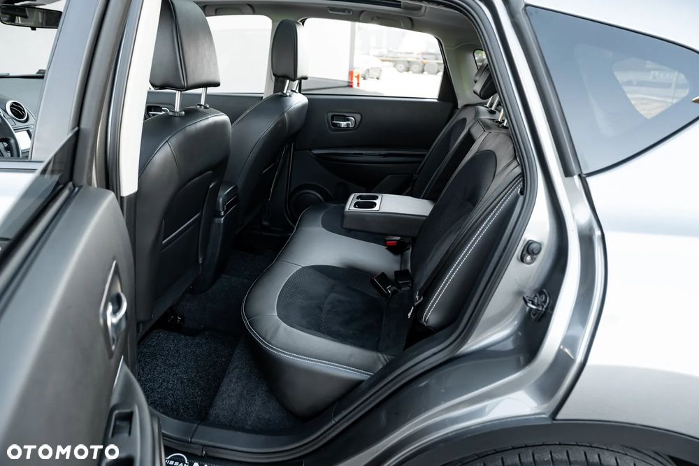 Nissan Qashqai+2 - 7