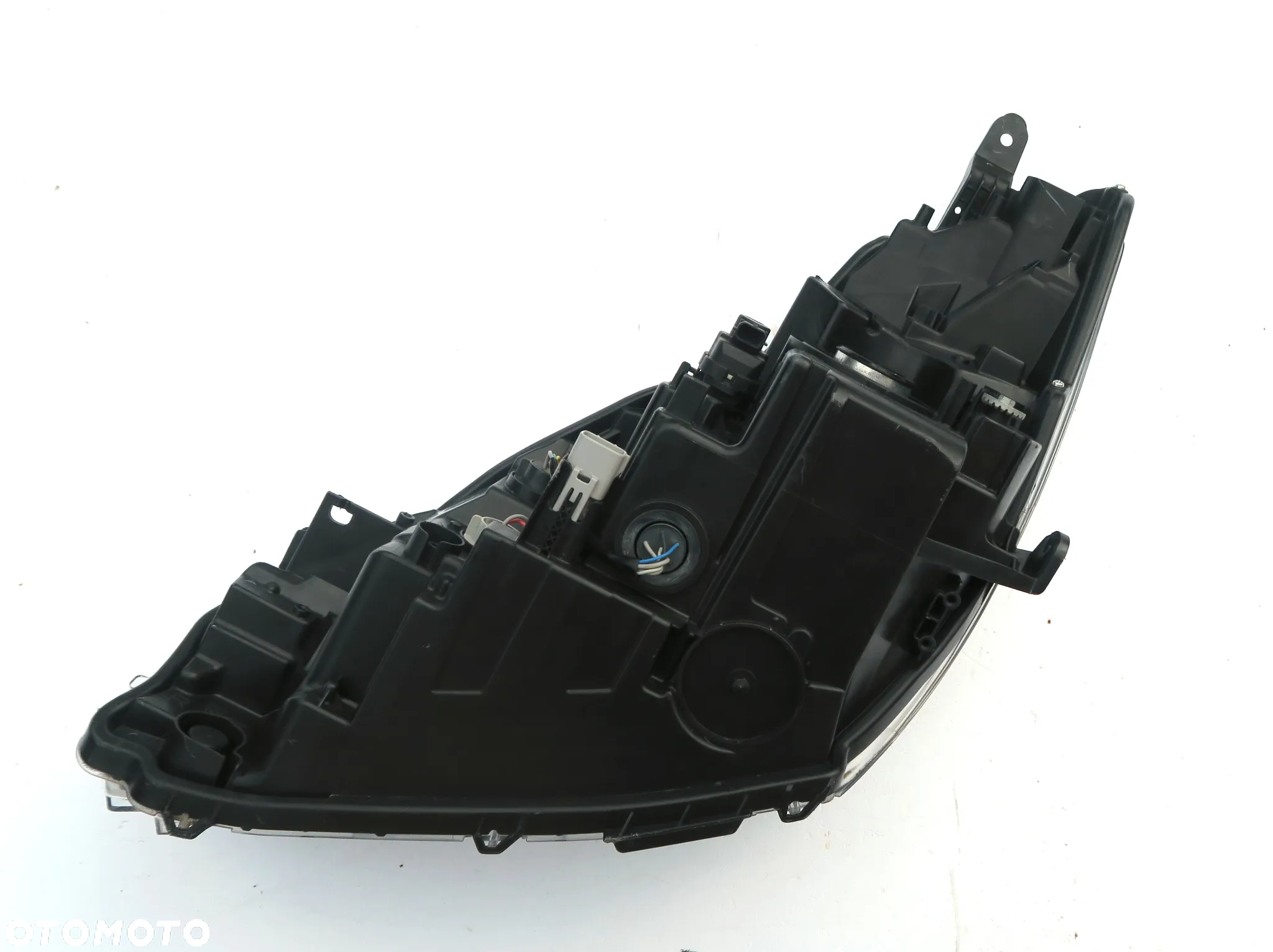TOYOTA YARIS 3 III Lift. 2017 - 2020 reflektor reflektory L+R ORYGINAŁ OE - 14