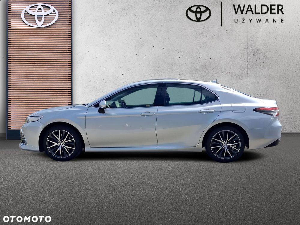 Toyota Camry 2.5 Hybrid Executive CVT - 2