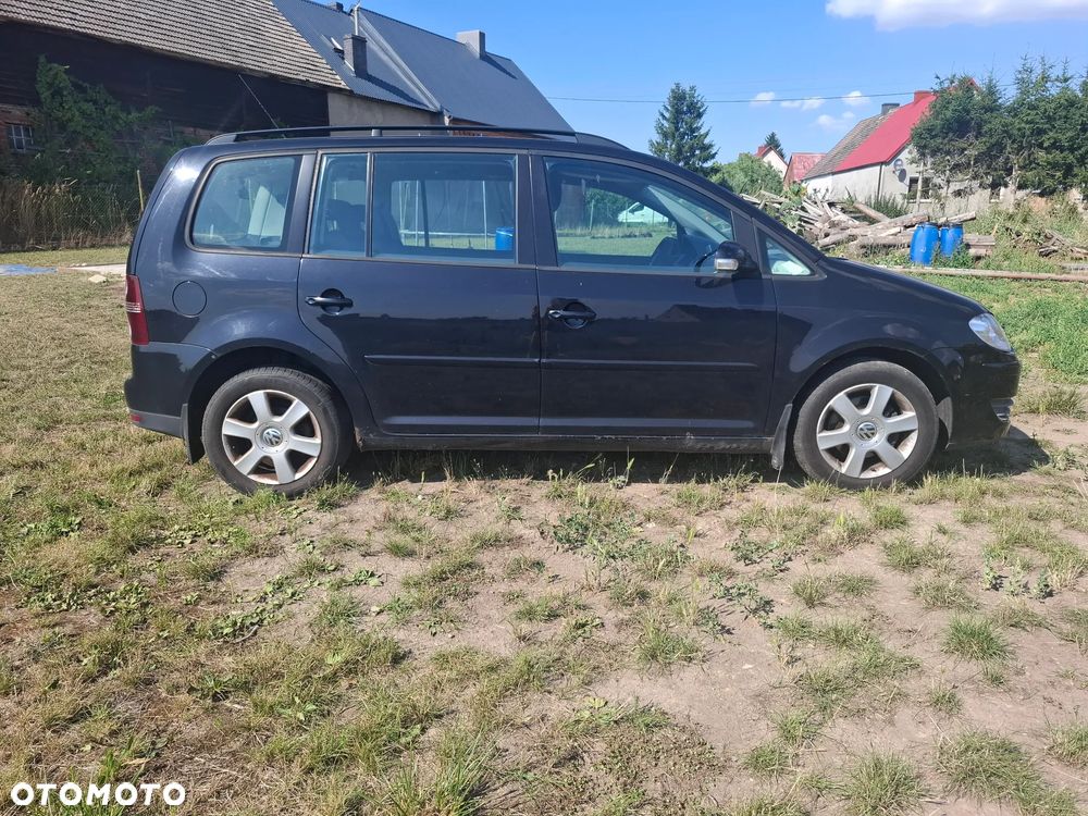 Volkswagen Touran 1.9 TDI DPF Trendline - 4