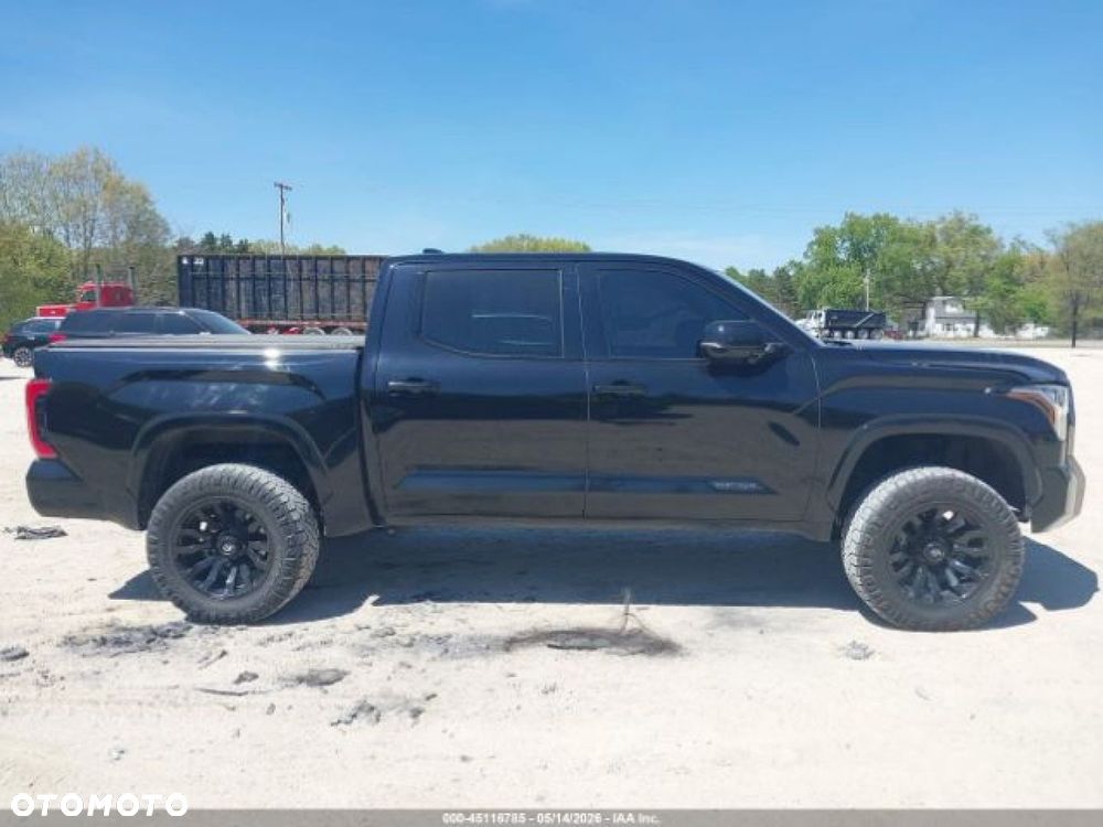 Toyota Tundra - 5