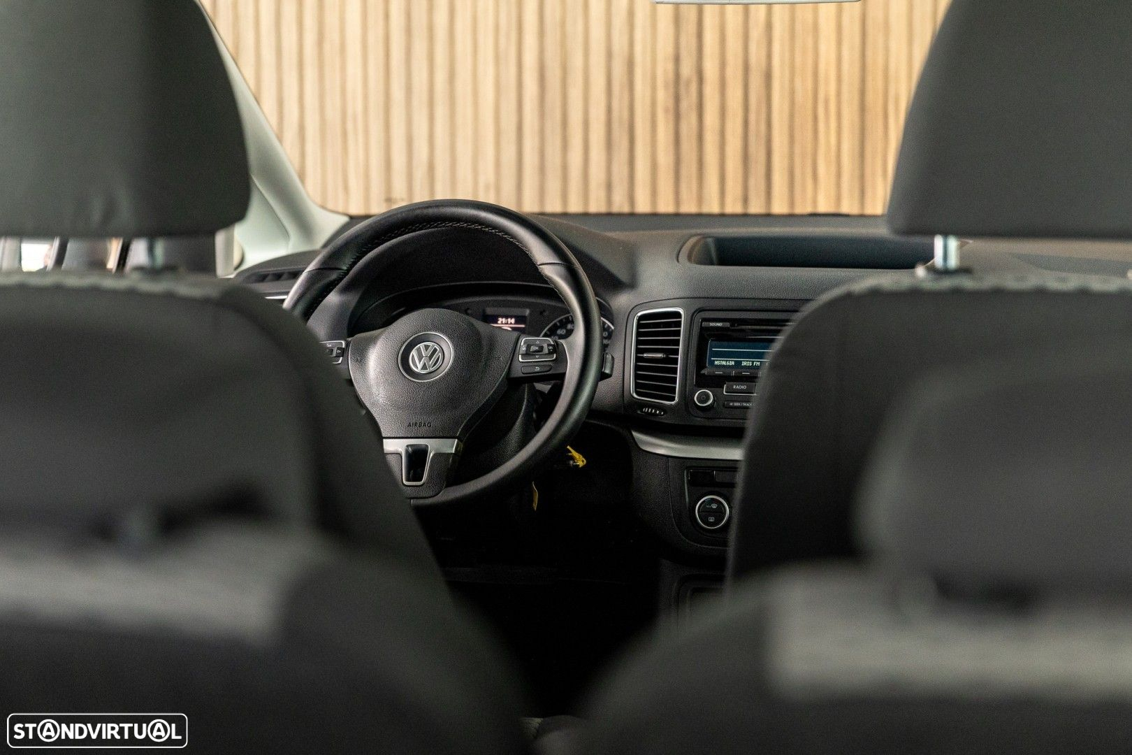 VW Sharan 2.0 TDI Confortline - 11