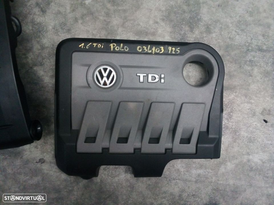 Tampa de motor VW Polo Ref: 03L103925 - 2