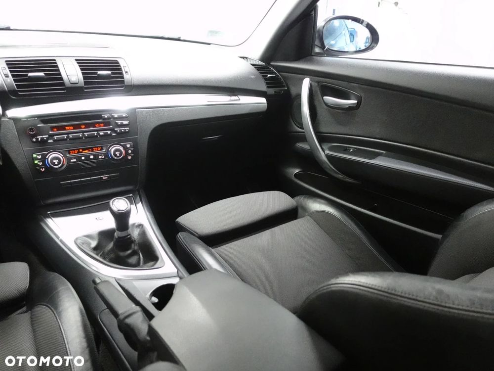 BMW Seria 1 - 33