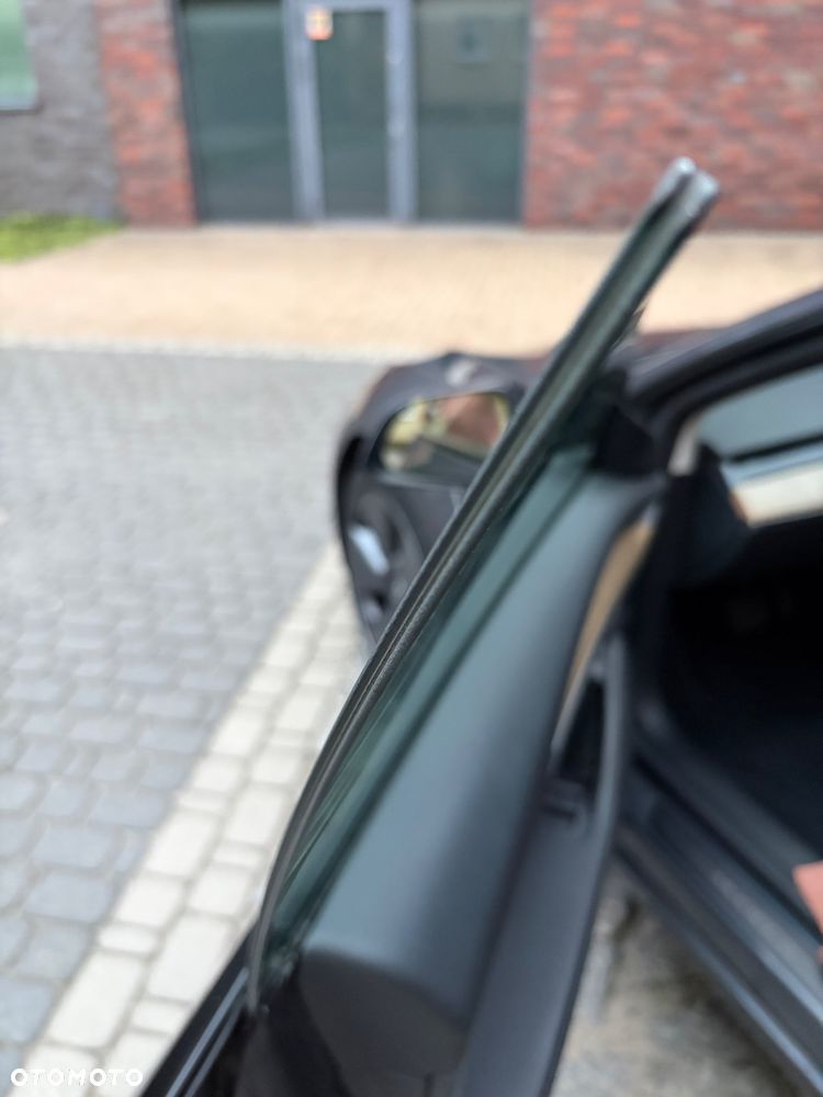 Tesla Model 3 Standard Range Plus - 25
