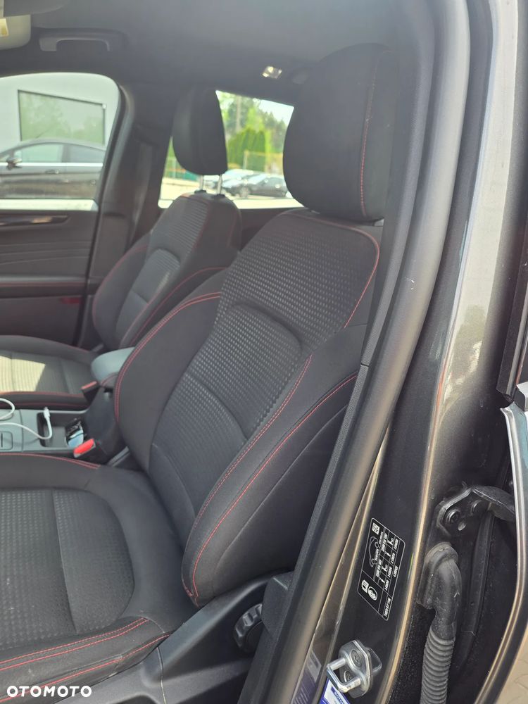 Ford Kuga - 15