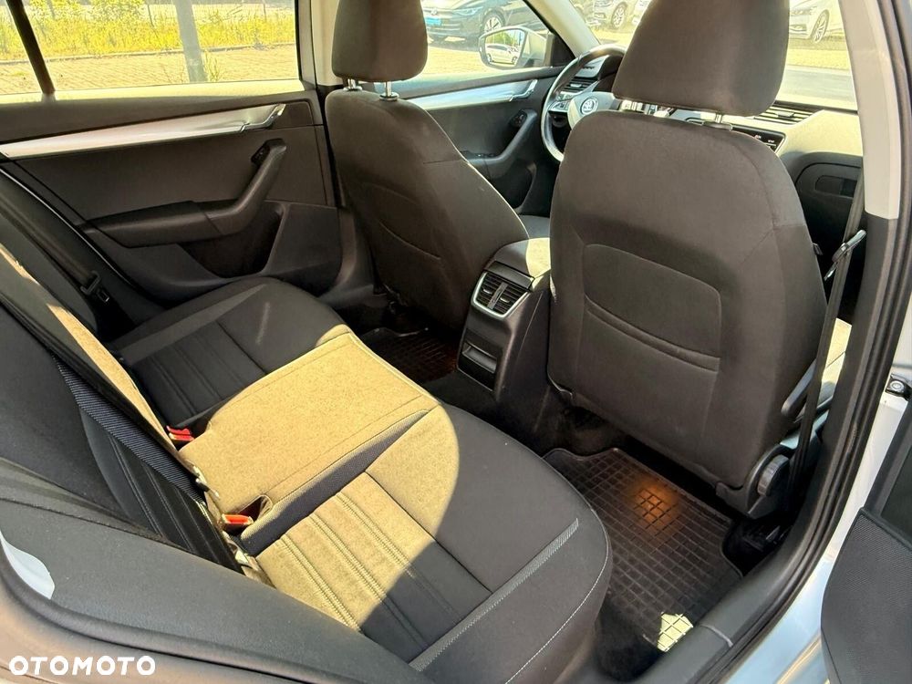 Skoda Octavia 1.6 TDI SCR Ambition - 25