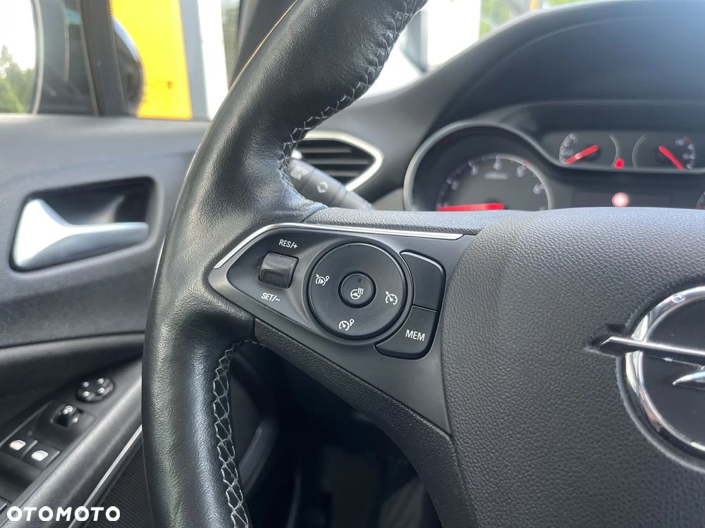 Opel Crossland X - 25