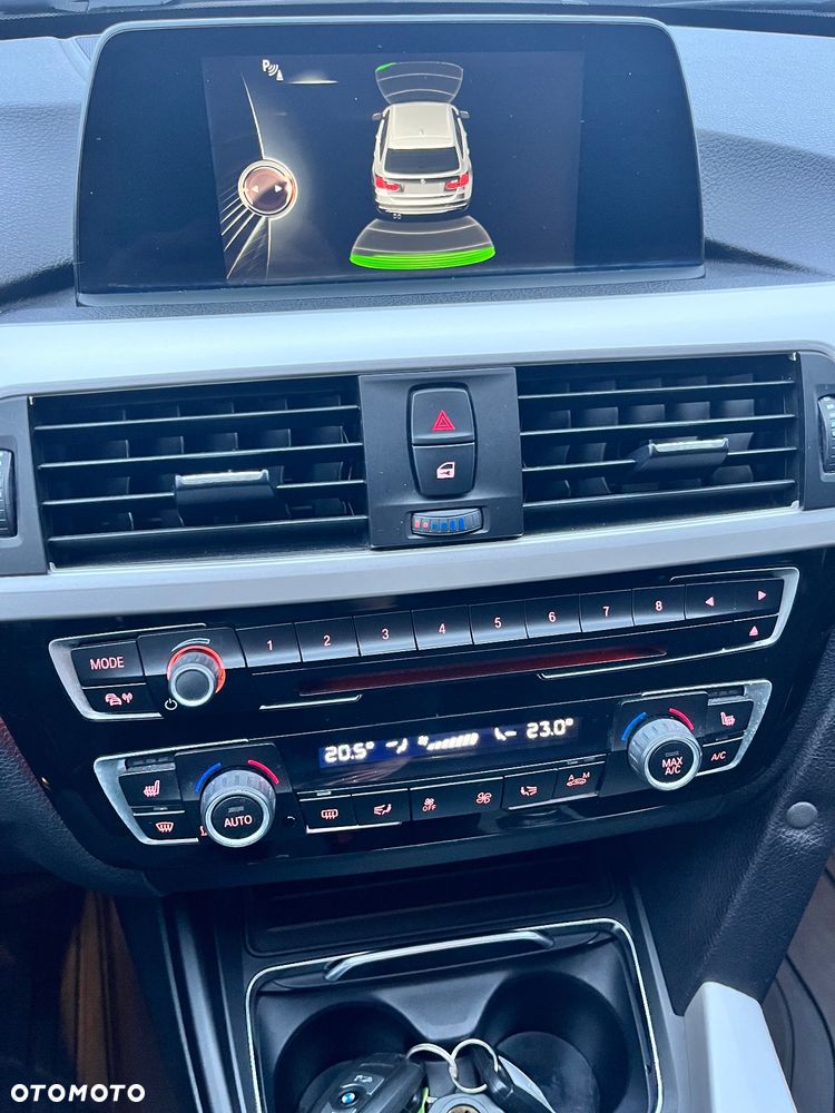 BMW Seria 3 318d - 27