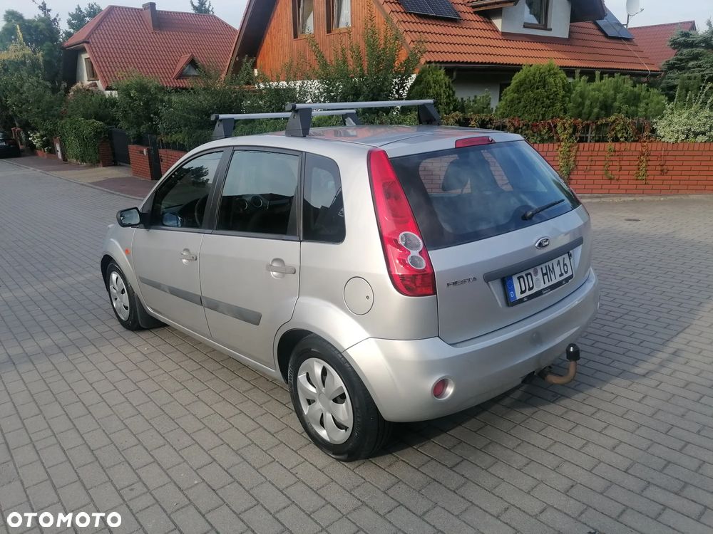 Ford Fiesta - 4