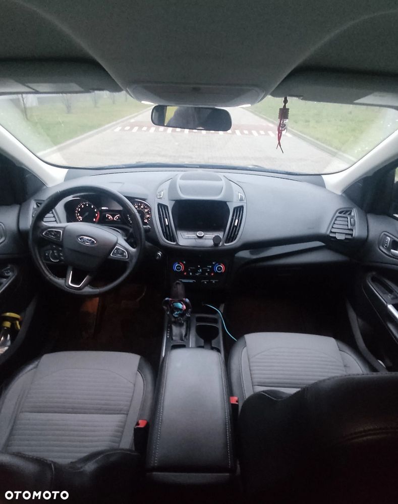Ford Kuga 1.5 EcoBoost FWD Trend ASS GPF - 20