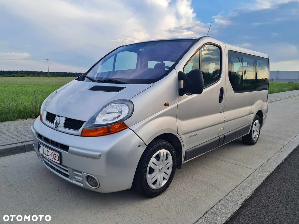 Renault Trafic Passenger Expression - 3