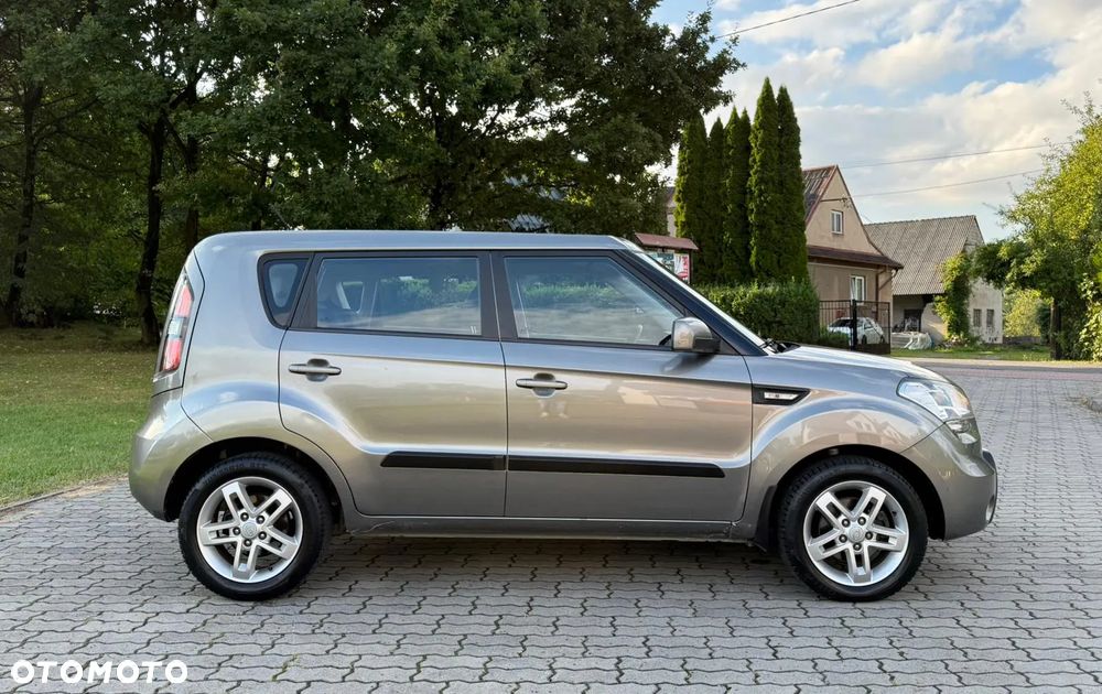 Kia Soul 1.6 CRDi L - 12