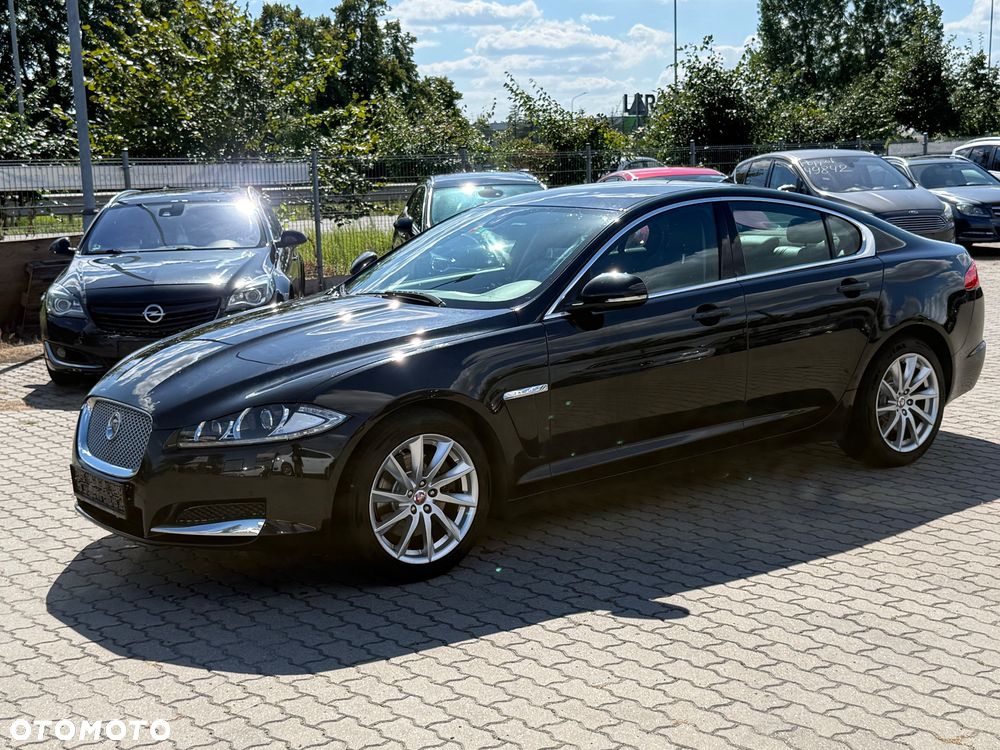 Jaguar XF 2.2 - 1