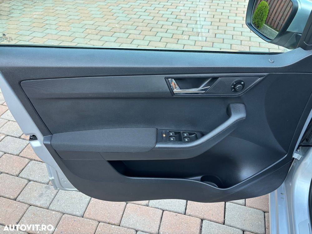 Skoda Fabia 1.0 MPI Soleil - 18