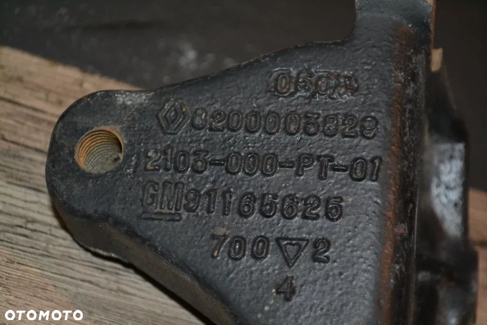 OPEL VIVARO RENAULT TRAFIC 1,9 DCI ŁAPA PODPORA MOCOWANIE PODUSZKI SKRZYNI BIEGÓW 8200003829 - 3