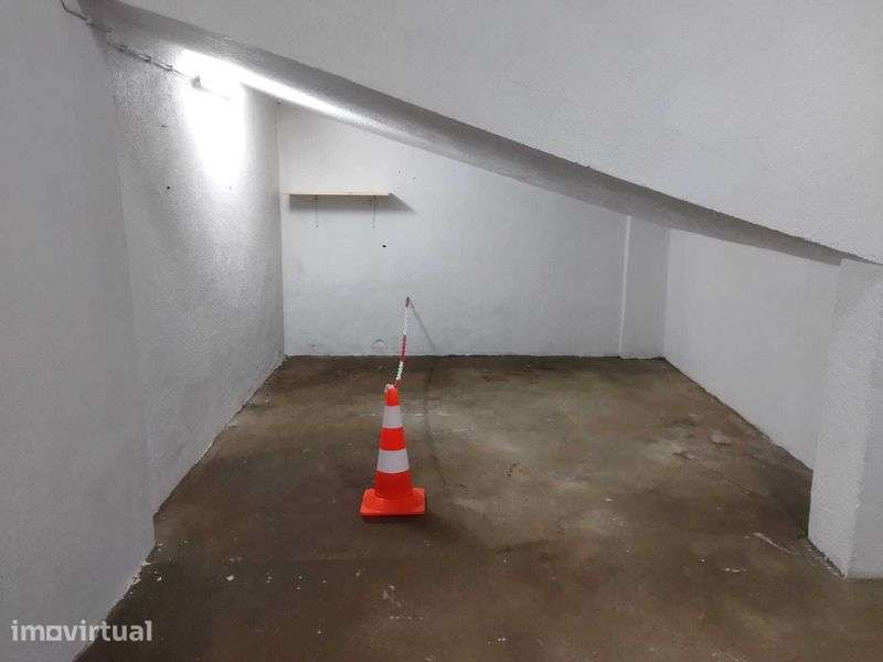Parqueamentos em Box - Mota, Bicicleta, Trotinete - Grande imagem: 3/6