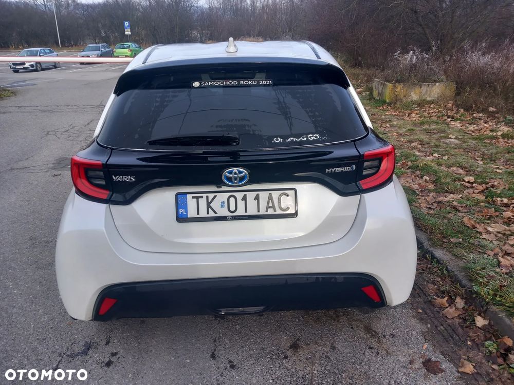 Toyota Yaris Hybrid 1.5 Selection Style - 2