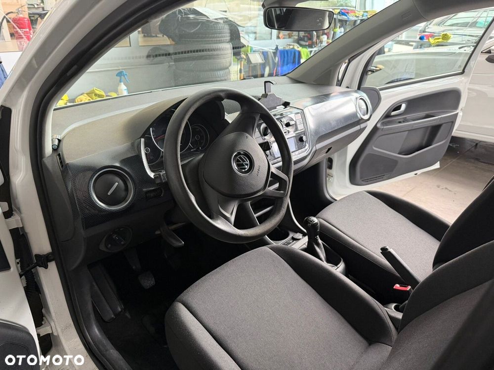 Volkswagen up! 1.0 move - 5