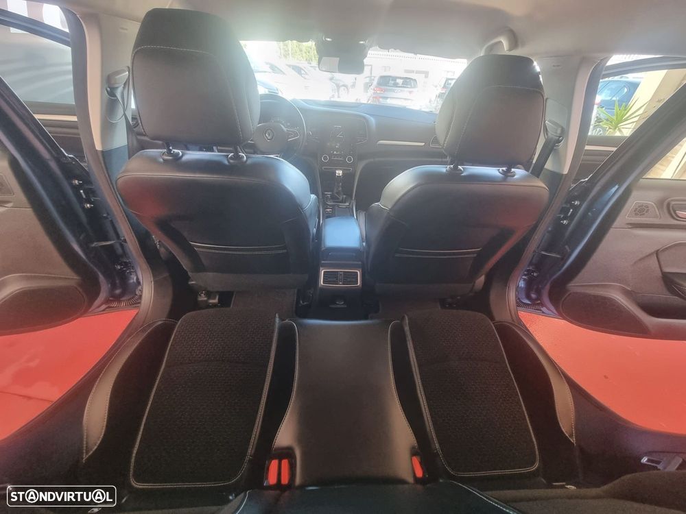 Renault Mégane 1.5 Blue dCi Limited - 8