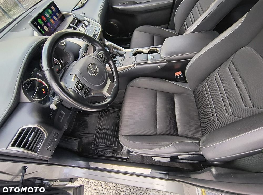 Lexus NX 300 Business Edition AWD - 12