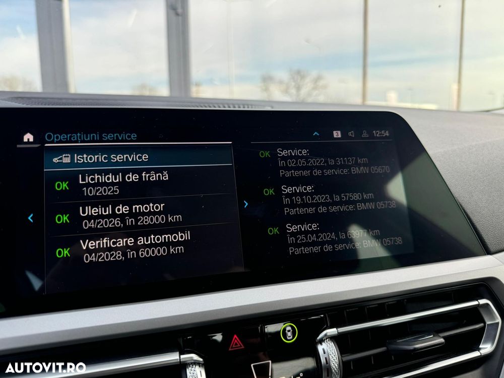 BMW Seria 3 330e AT PHEV - 23