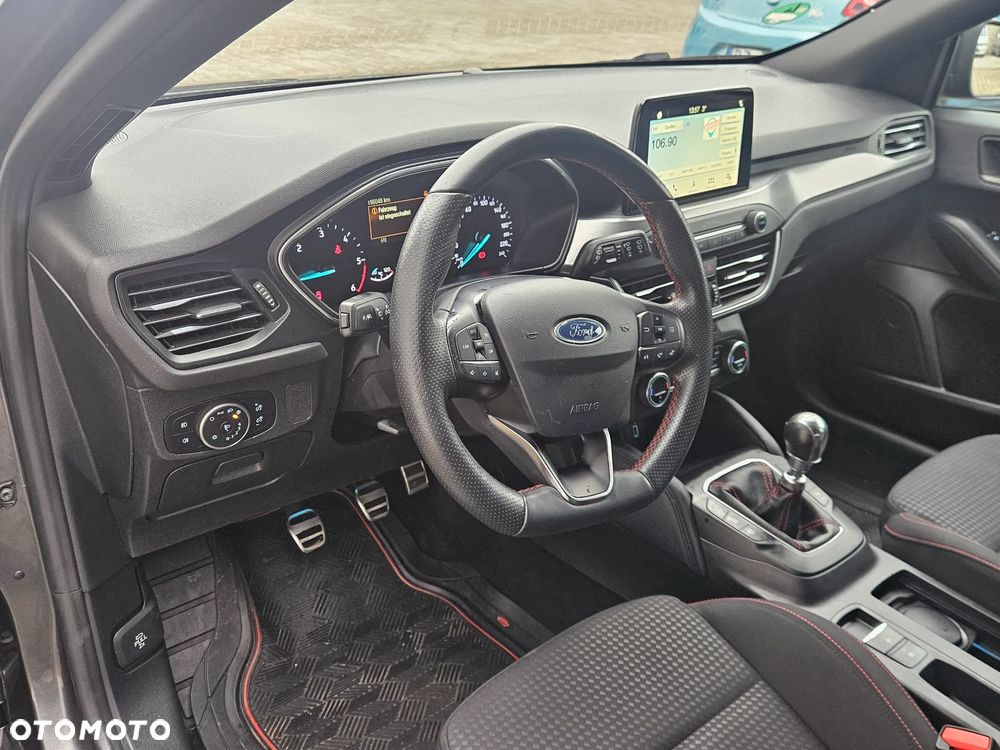 Ford Focus 1.5 TDCi DPF Start-Stopp-System ST-Line - 36