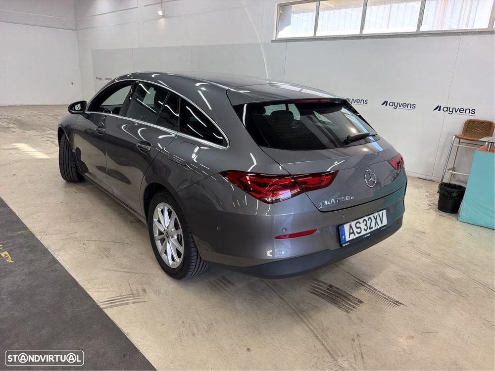 Mercedes-Benz CLA 250 e Shooting Brake Style Plus - 3