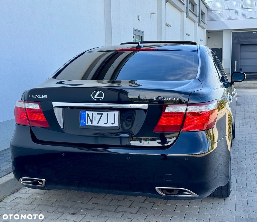 Lexus LS - 16